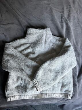 Athleta Cream Sherpa Fleece Pullover